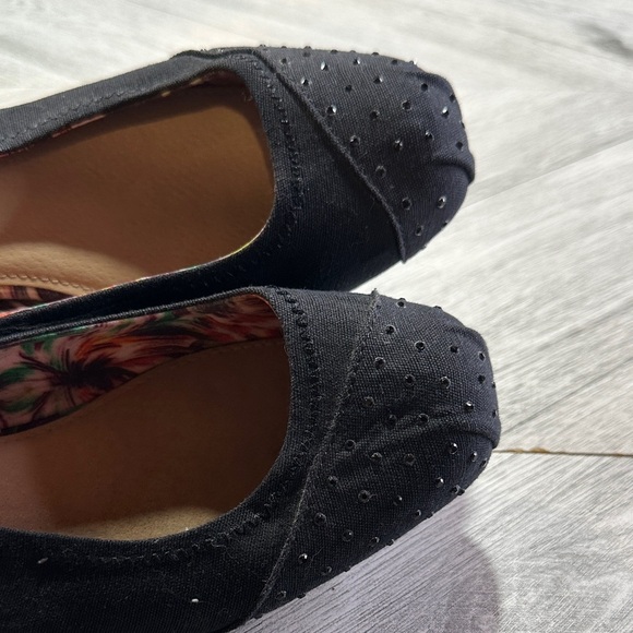 Bobs By Skechers Women’s Black Ballet Flats with Sparkles - Picture 6 of 6